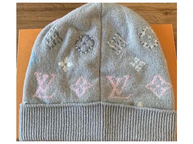 Berretto Louis Vuitton Pop Monogram Grigio Rosa Blu Blu chiaro - vista 3