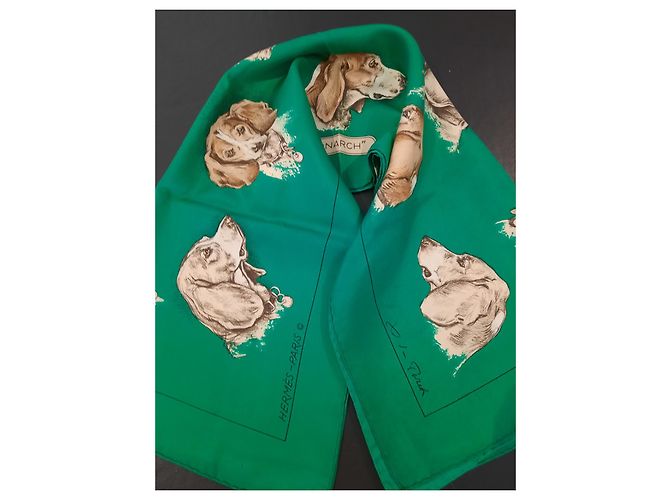 Foulard/Quadrato Hermès intitolato 'Monarch' di Xavier de Poret Verde - vista 10