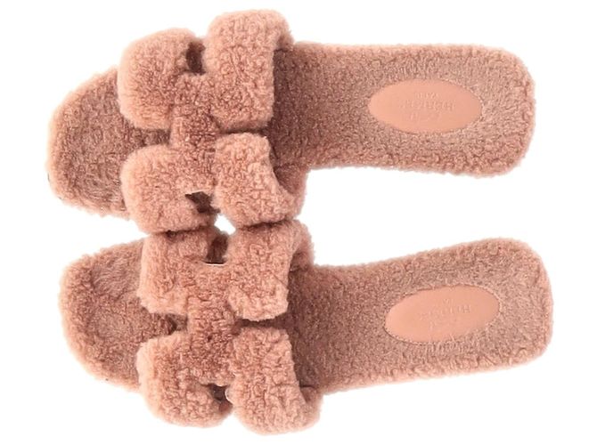 Sandali Hermès Oran in shearling rosa rosa - vista 8
