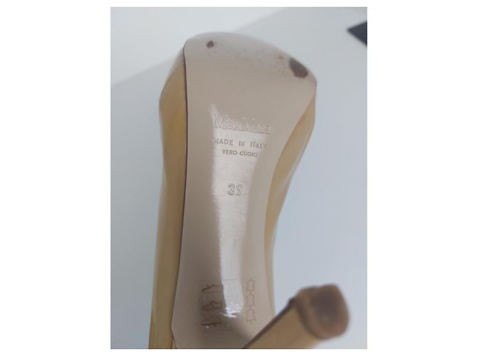 Décolleté Max Mara Beige in Pelle a Punta Aperta 39 - vista 3