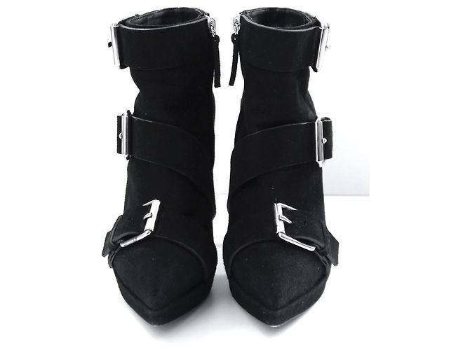 Botas de tornozelo com plataforma e detalhe de fivela Emy de Giuseppe Zanotti Preto - vista 2