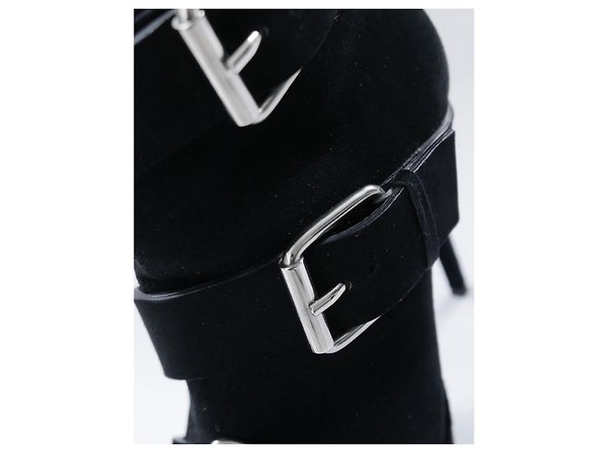 Botas de tornozelo com plataforma e detalhe de fivela Emy de Giuseppe Zanotti Preto - vista 4