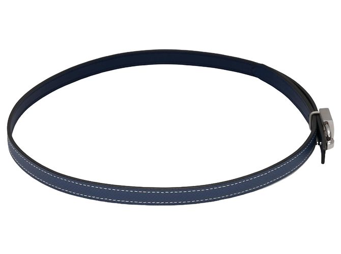 Hermès Marineblauer schmaler Ledergürtel von Hermes - Ansicht 2