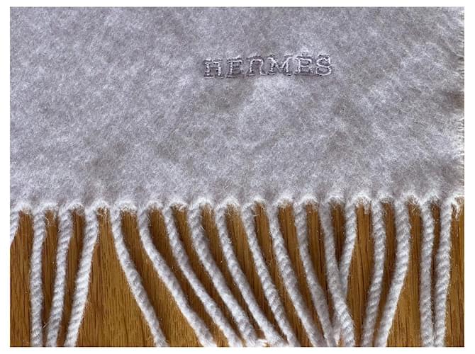 Stola Hermès in cashmere rosa - vista 5