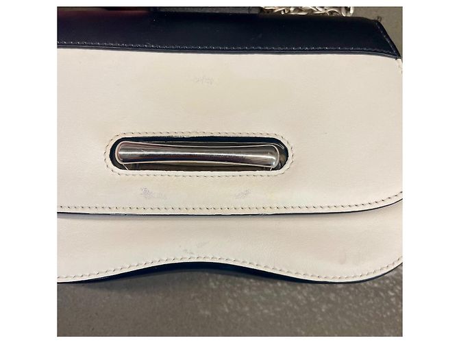 Prada Sidonie Schultertasche aus Leder schwarz weiß - Ansicht 7