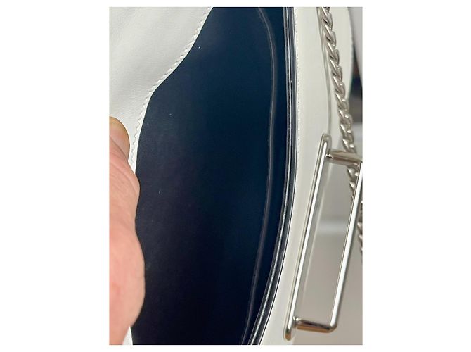 Prada Sidonie Schultertasche aus Leder schwarz weiß - Ansicht 9