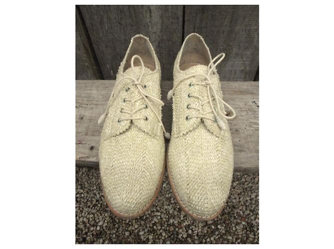 Derbies Stuart Weitzman Starstudded Crème Raphia et Cuir - vue 6