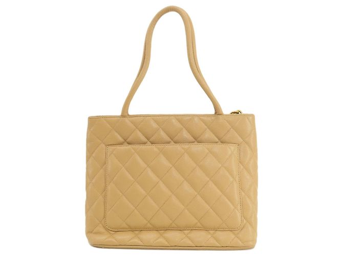 Medaillon Medallón Chanel Beige - vista 2