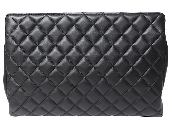 Timeless Bolsa atemporal Chanel em pele de cordeiro acolchoada em couro preto - vista 5