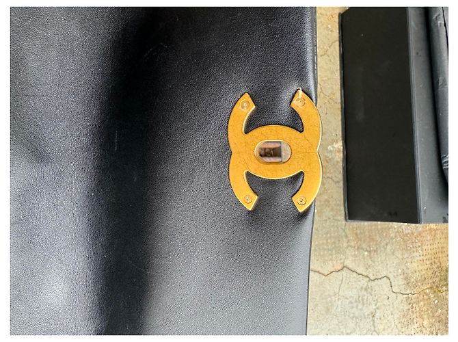 Chanel 19 Borsa a mano Chanel N°19 in pelle di agnello nera Nero - vista 14