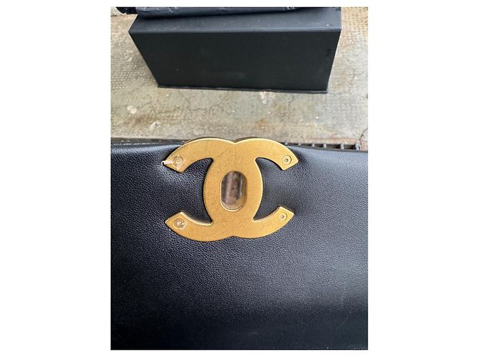 Chanel 19 Borsa a mano Chanel N°19 in pelle di agnello nera Nero - vista 3