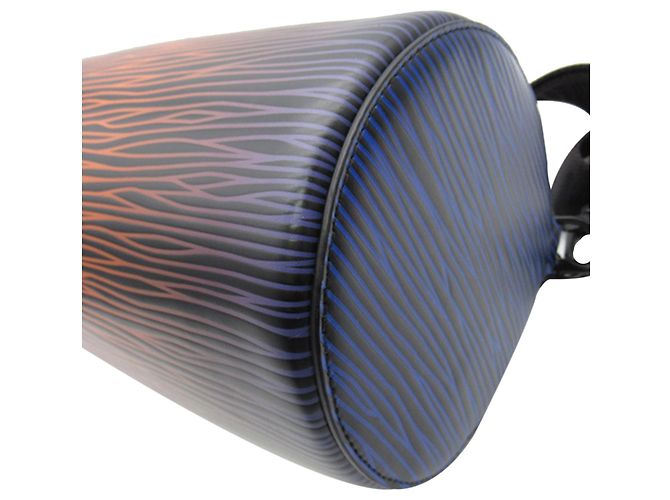 Polochon morbido Louis Vuitton Black Epi XL Gradient Electric Sun MM Nero - vista 15