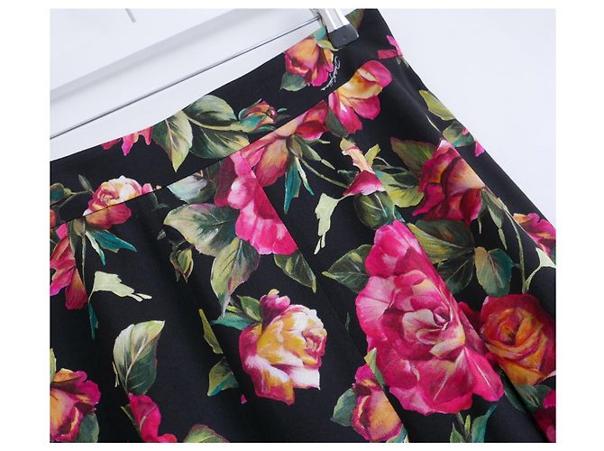 Falda plisada estampada de rosas de Dolce & Gabbana Negro Roja - vista 3
