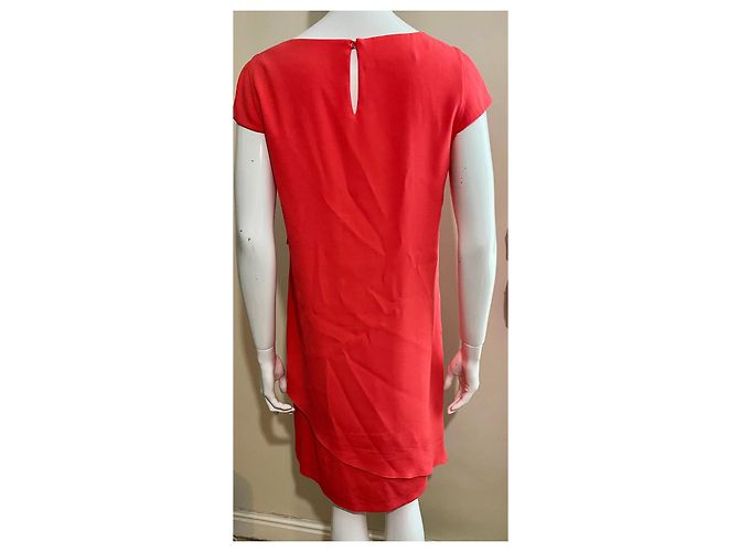 Vestido rojo de capas de crepé Laurèl Roja - vista 4