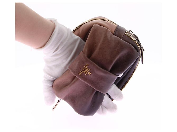 Bow Clutch bags PRADA T.  Couro - vista 7