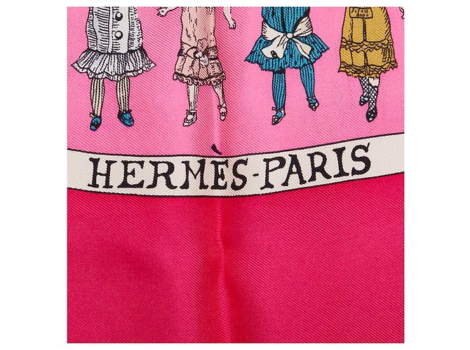 Cartera de seda Hermès 90 Bufanda con patrón de muñeca Hello Dolly en excelentes condiciones Rosa - vista 3