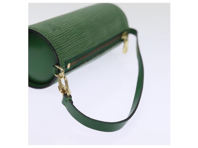 LOUIS VUITTON Epi Soufflot Pouch Verde LV Auth 76903 - vista 6