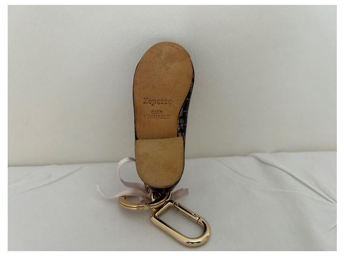 Accessorio per borsa Repetto nero e rosa vernice - vista 3