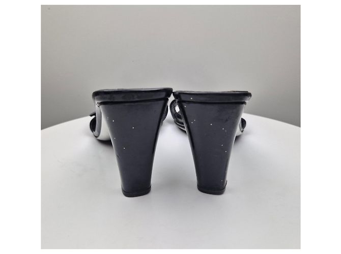 Mule Gucci in vernice nera Nero - vista 6