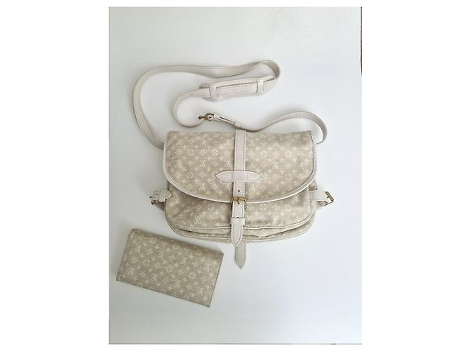 Borsa a tracolla Louis Vuitton Saumur Monogramma Crema Beige - vista 2