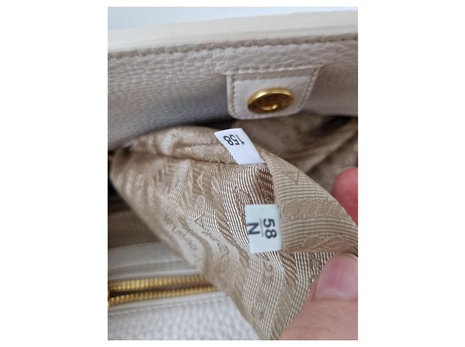 Borsa Prada in pelle color crema Crudo - vista 16
