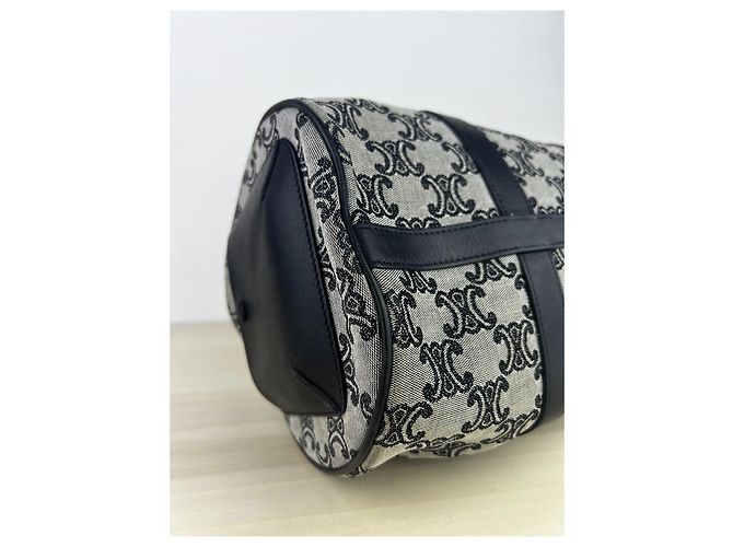 Céline Boston Bag Vintage Triomphe Canvas in sehr gutem Zustand - Ansicht 6
