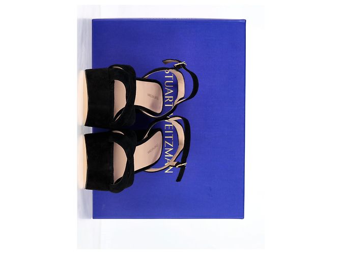 Sandali Stuart Weitzman Dayna con plateau in pelle scamosciata nera - vista 9