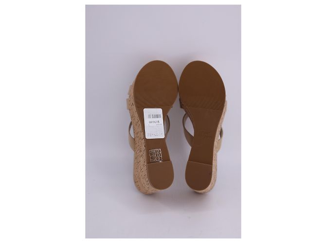 Sandali con zeppa Cadence Stuart Weitzman in pelle beige - vista 13