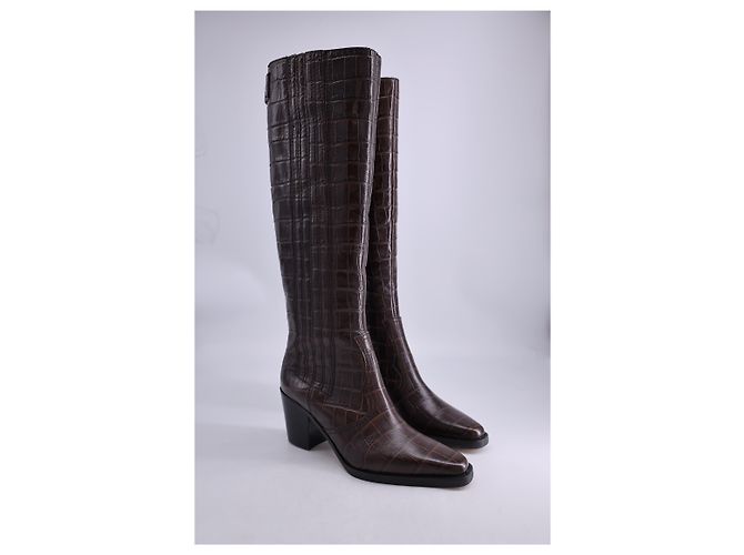 Botas de cano alto Ganni Western em couro marrom com efeito crocodilo - vista 9