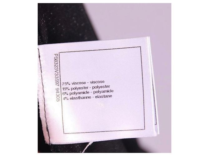Chanel Seltene schwarze metallische Strickkleid - Ansicht 11