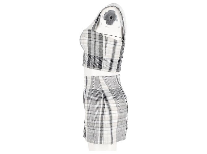 Conjunto de minifalda y top a cuadros de Reformation en lino gris - vista 5