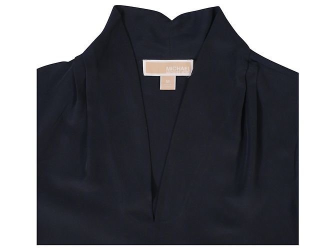 Blusa Michael Michael Kors con scollo a V in seta blu navy - vista 4