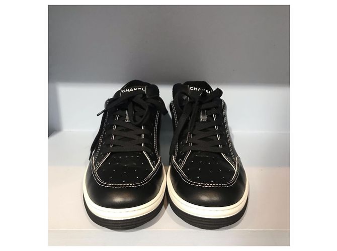 Baskets CHANEL T.EU 45 Cuir Noir - vue 2