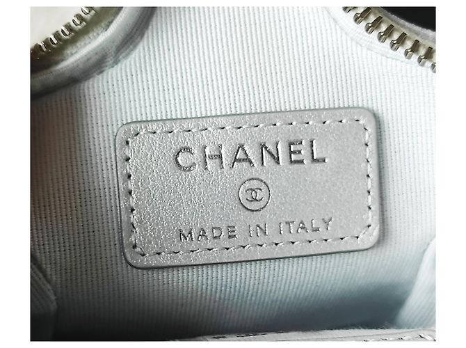 Wallet / Chanel keychain Silvery - view 6