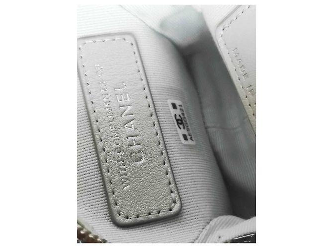 Wallet / Chanel keychain Silvery - view 7