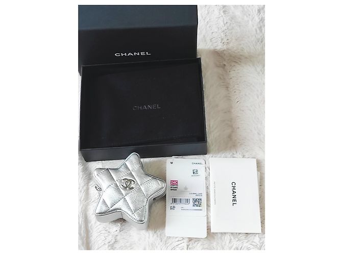 Wallet / Chanel keychain Silvery - view 8