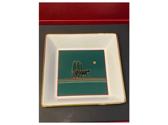 Ensemble de trois plateaux Panther en céramique Cartier - vue 2
