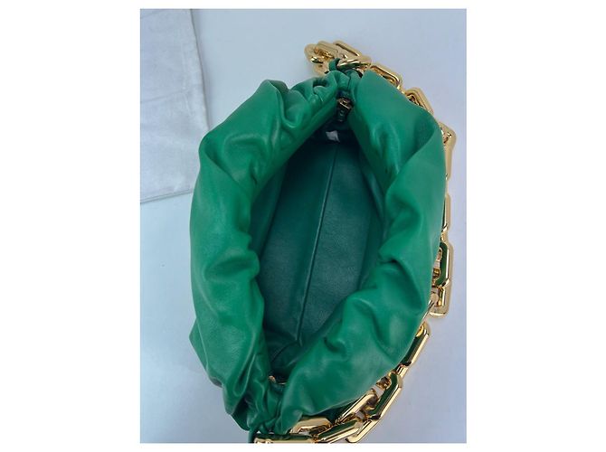 Pochette in pelle verde con catena Bottega Veneta - vista 6