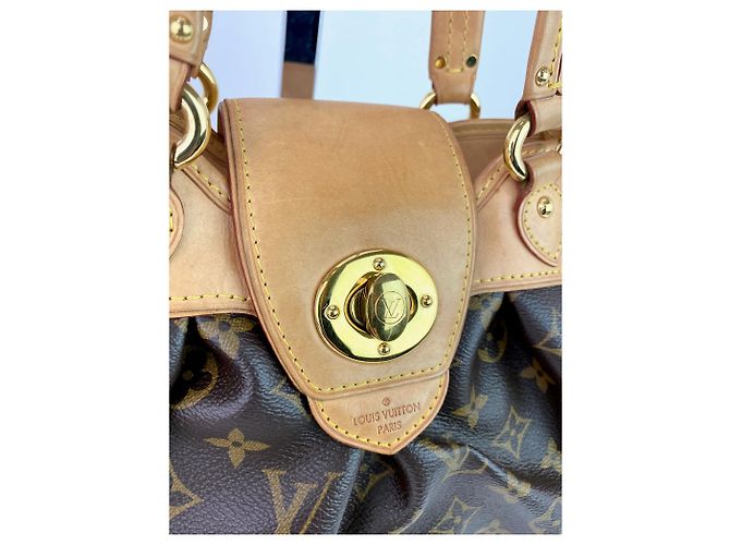 Sac tote Monogram marron BOETIE PM de Louis Vuitton - vue 2