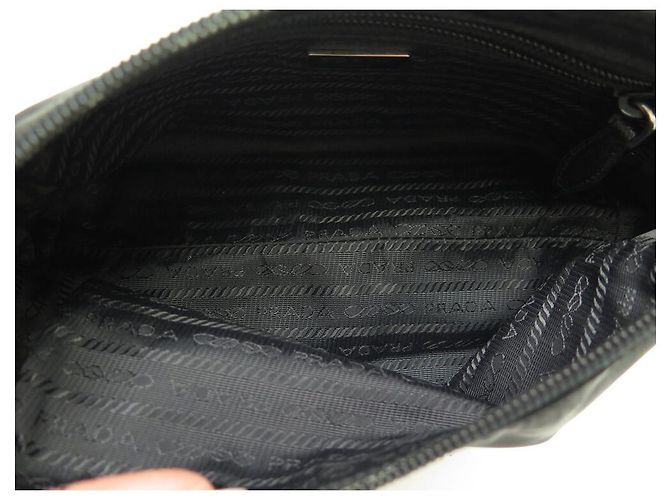 MENGE 2 PRADA BEUTEL RE-NYLON CANVAS SCHWARZ BEUTEL CANVAS BEUTEL CLUTCH - Ansicht 7