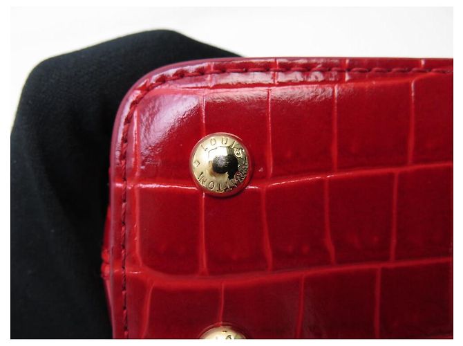 BORSA A MANO MINI LOUIS VUITTON CAPUCINES IN PELLE DI COCCODRILLO ROSSO - vista 12