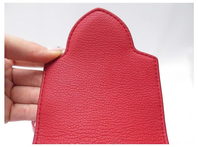 BORSA A MANO MINI LOUIS VUITTON CAPUCINES IN PELLE DI COCCODRILLO ROSSO - vista 8