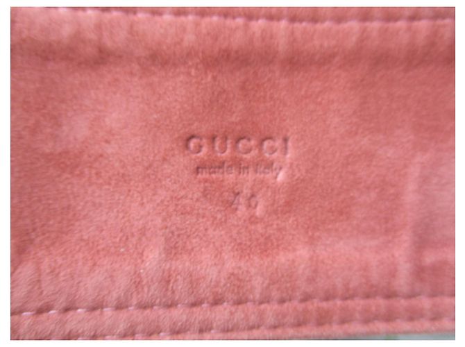 Gucci Alcantara-Gürtel in Pfirsich. Angeln - Ansicht 2