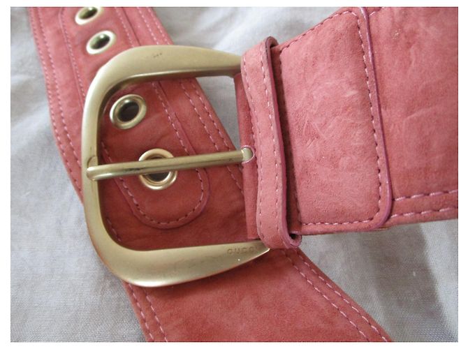Gucci Alcantara-Gürtel in Pfirsich. Angeln - Ansicht 4