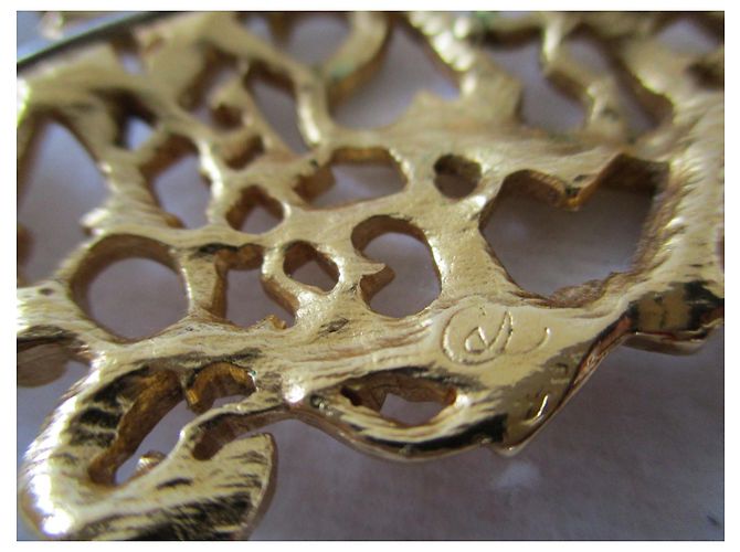 Christian Lacroix Spilla barocca con cristalli. D'oro - vista 9