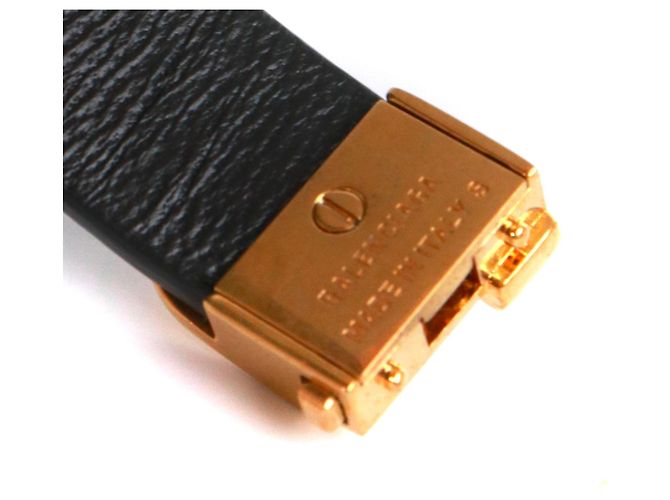 BALENCIAGA - Pulseira BB em couro cinza com estampado de crocodilo da Balenciaga - vista 6
