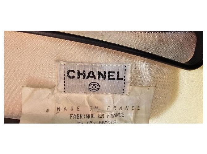 Schöne Chanel Seiden- und Samtbluse Schwarz Creme - Ansicht 5