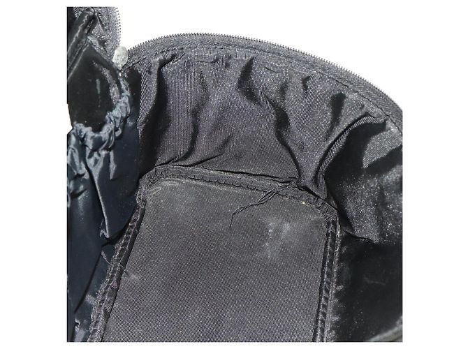 Pochette cosmetica Vanity GIVENCHY in nylon nero Auth am6346 - vista 17