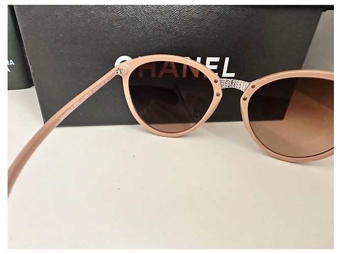 Gafas de sol Chanel Butterfly de acetato beige Arena - vista 8