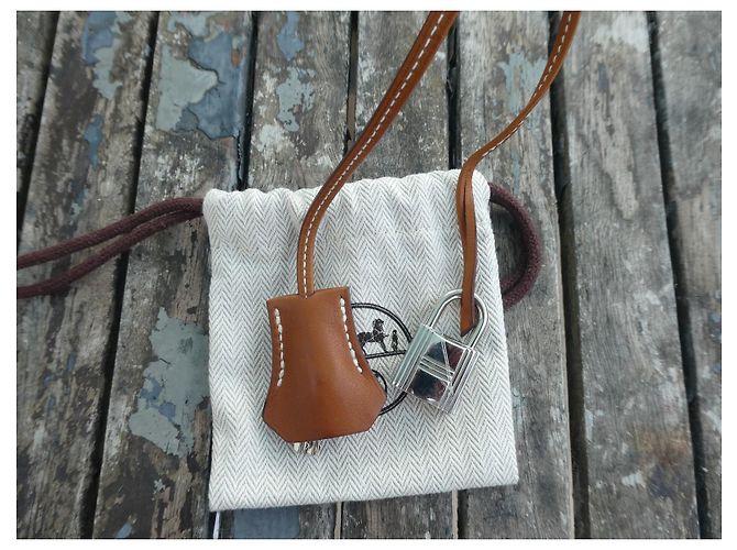 campanella, cerniera e lucchetto hermès nuovo per borsa hermès dustbag Marrone chiaro - vista 2
